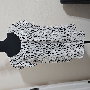Alice Blue Black and White Patterned Blouse